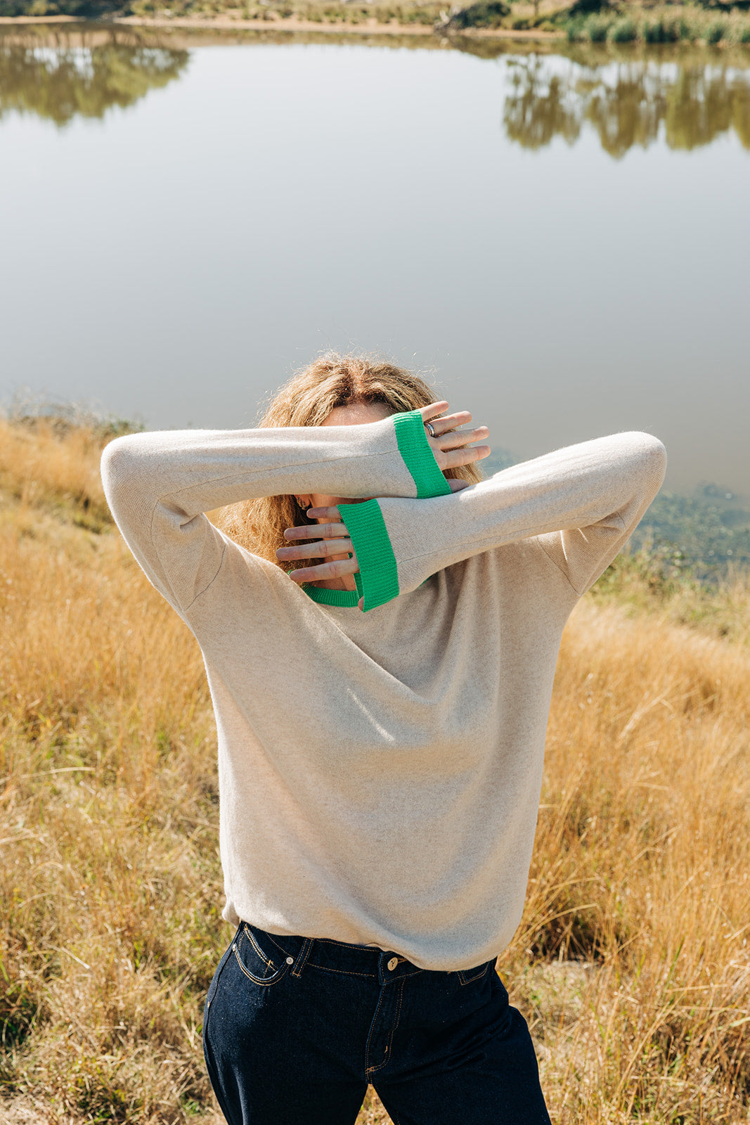 Oatmeal with Bright Green Contrast Swing