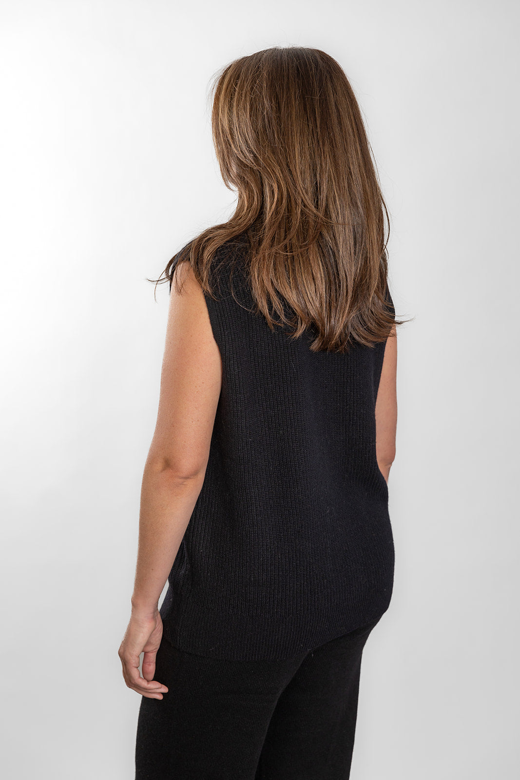 Black Ribbed Vest
