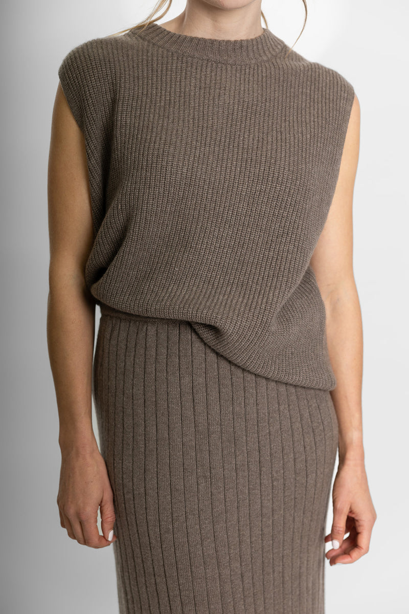 Brown Ribbed Vest