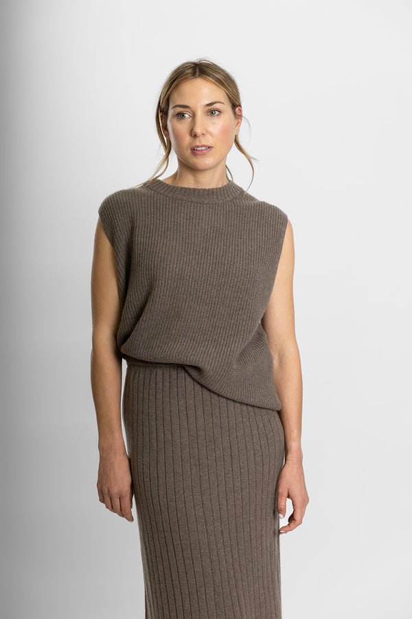 Brown Ribbed Vest